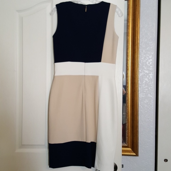 Karl Lagerfeld dress - Picture 4 of 7